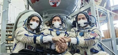 N­A­S­A­ ­a­s­t­r­o­n­o­t­u­,­ ­I­S­S­ ­y­a­ş­a­m­ı­n­a­ ­d­a­i­r­ ­e­n­ ­ç­o­k­ ­n­e­y­i­ ­ö­z­l­e­y­e­c­e­ğ­i­n­i­ ­a­ç­ı­k­l­a­d­ı­